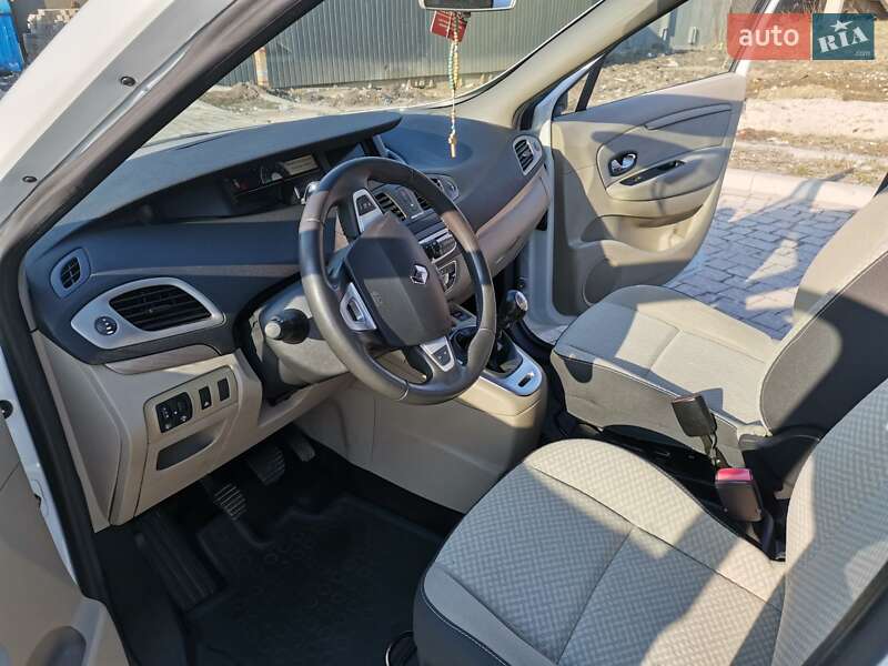 Минивэн Renault Scenic 2011 в Дрогобыче фото 15 Минивэн Renault Scenic 2011 в Дрогобыче