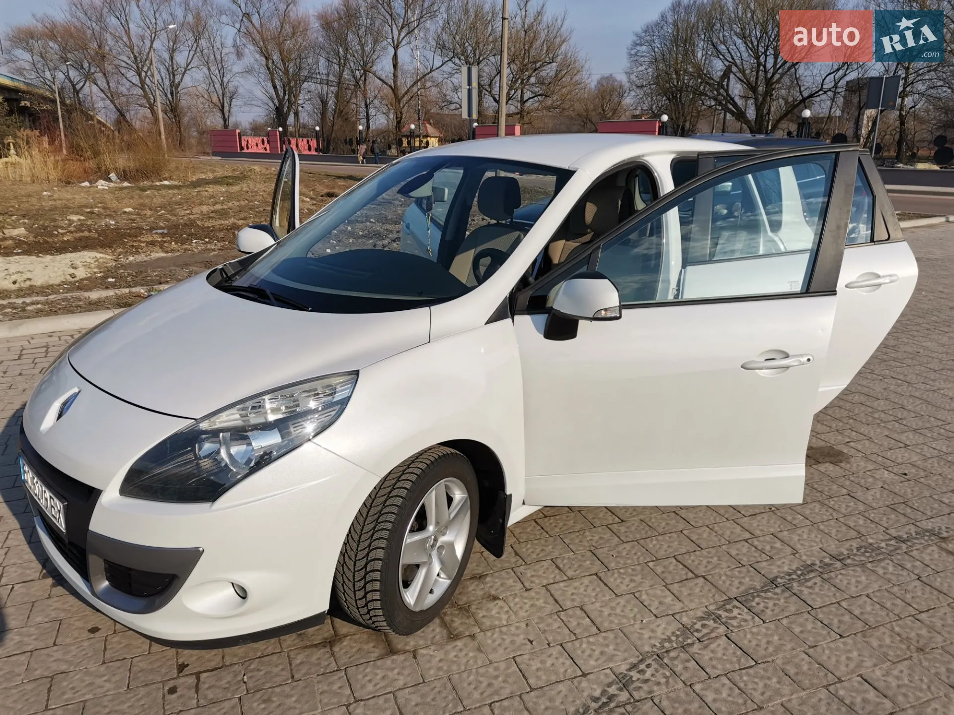 2011 Renault Scenic - мініатюра 18