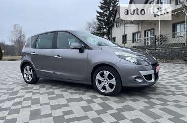 Минивэн Renault Scenic 2010 в Нежине