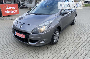 Минивэн Renault Scenic 2010 в Мукачево