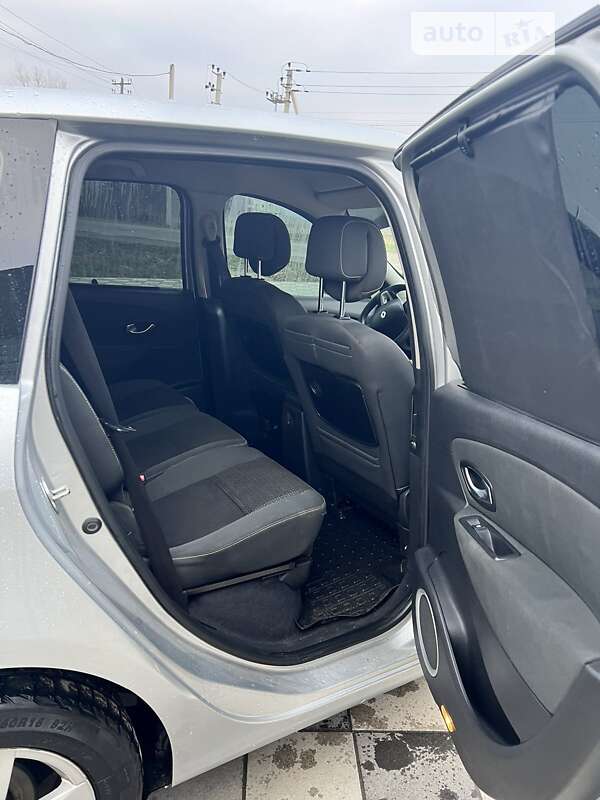 Минивэн Renault Scenic 2009 в Самборе