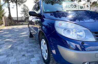 Минивэн Renault Scenic 2003 в Староконстантинове