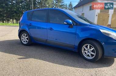 Мінівен Renault Scenic 2010 в Бурштині
