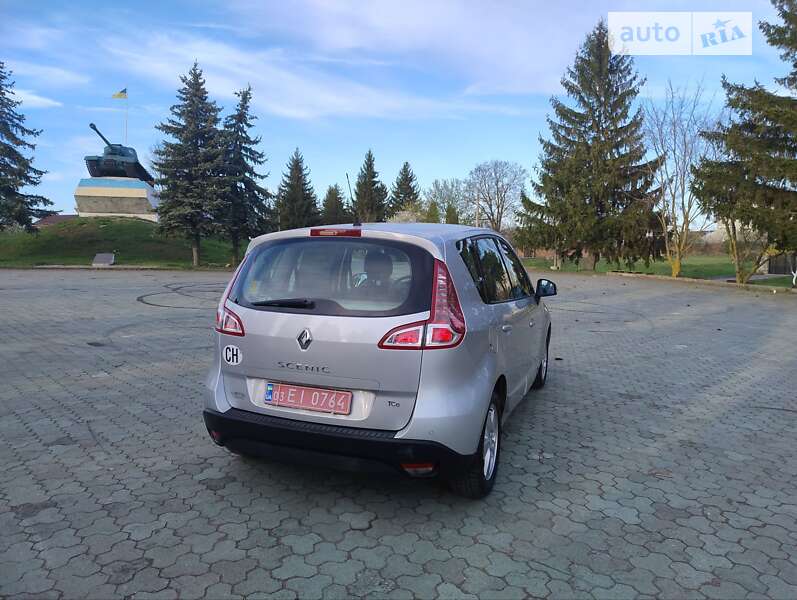 Мінівен Renault Scenic 2011 в Рівному