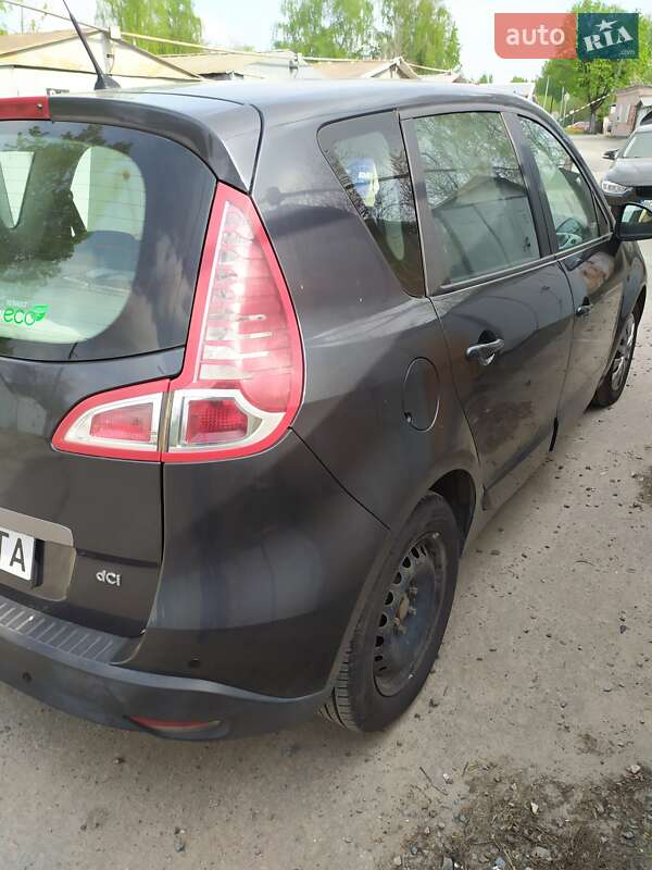 Минивэн Renault Scenic 2011 в Львове