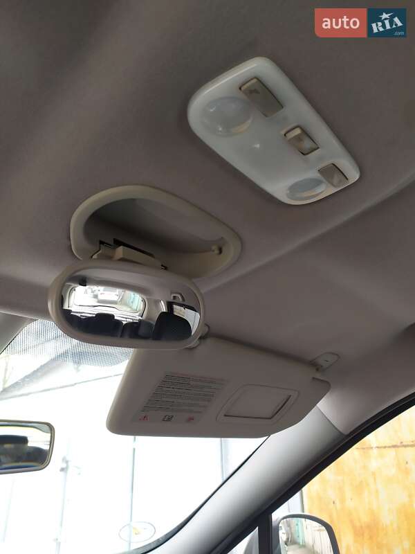 Минивэн Renault Scenic 2011 в Львове