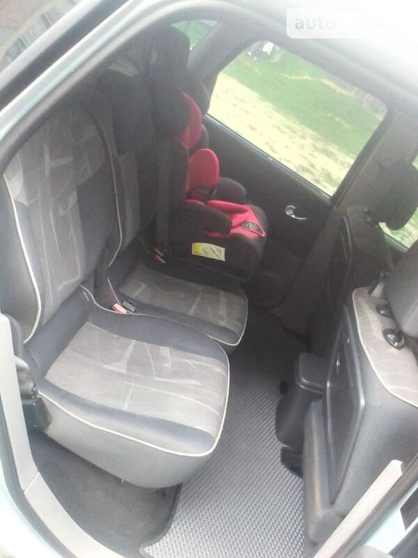 Минивэн Renault Scenic 2003 в Хмельницком