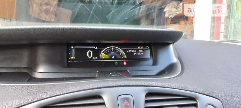 Минивэн Renault Scenic 2015 в Желтых Водах