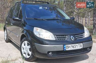 Минивэн Renault Scenic 2004 в 