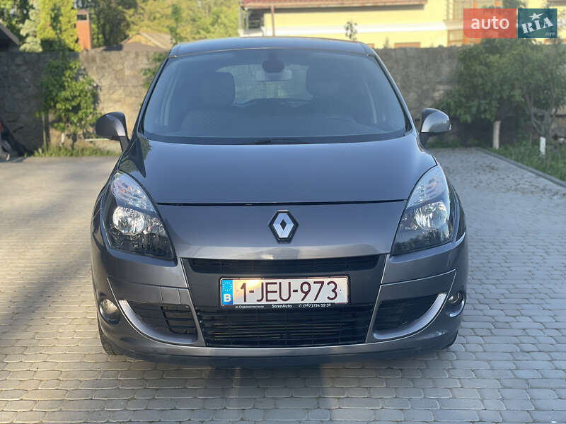 Мінівен Renault Scenic 2010 в Старокостянтинові