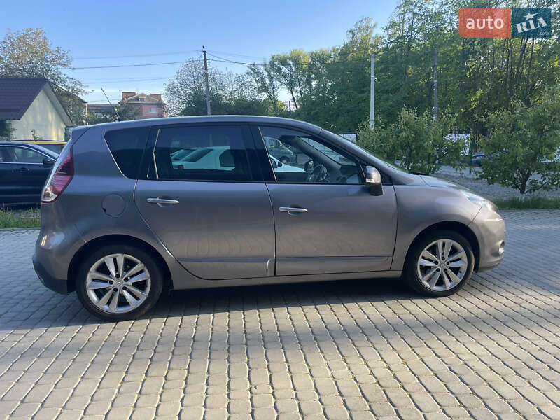 Мінівен Renault Scenic 2010 в Старокостянтинові