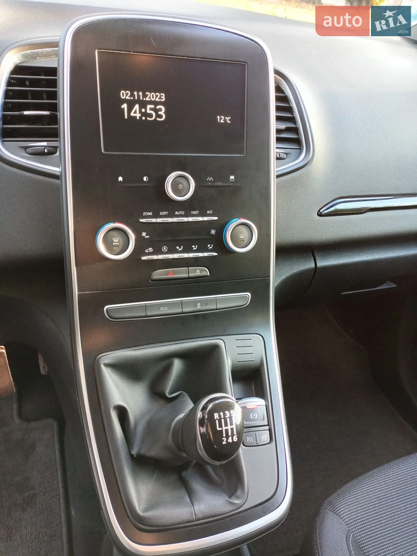2017 Renault Scenic - мініатюра 12