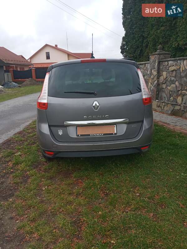 Минивэн Renault Scenic 2012 в Стрые