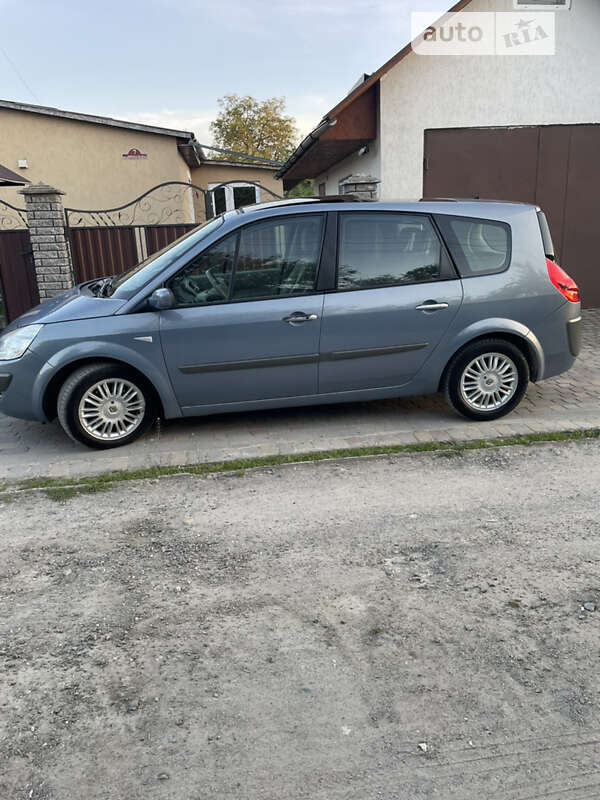 Минивэн Renault Scenic 2007 в Красилове