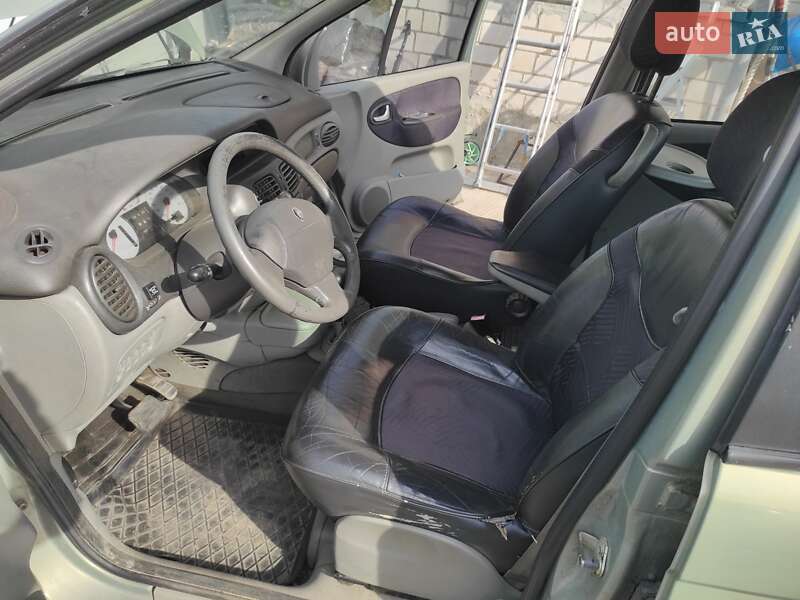 Мінівен Renault Scenic 2003 в Білій Церкві