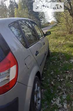 Минивэн Renault Scenic 2005 в Киеве