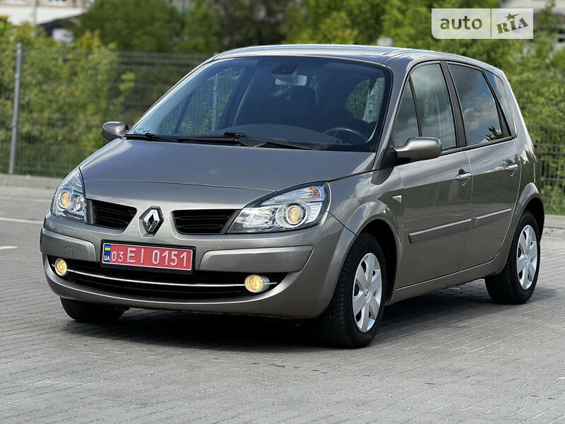 Минивэн Renault Scenic 2008 в Дубно