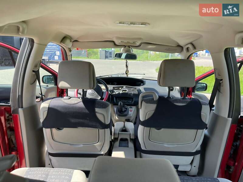 Мінівен Renault Scenic 2003 в Ковелі