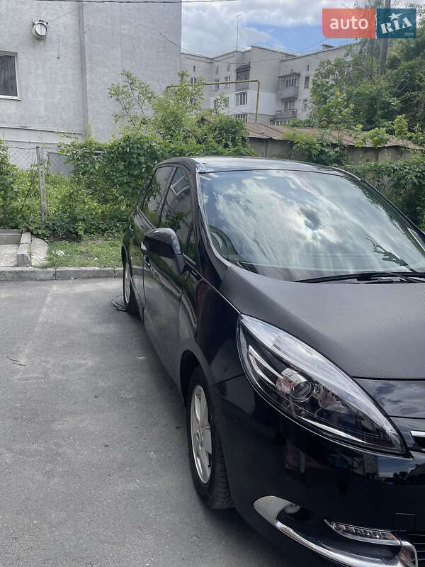 Минивэн Renault Scenic 2013 в Тернополе