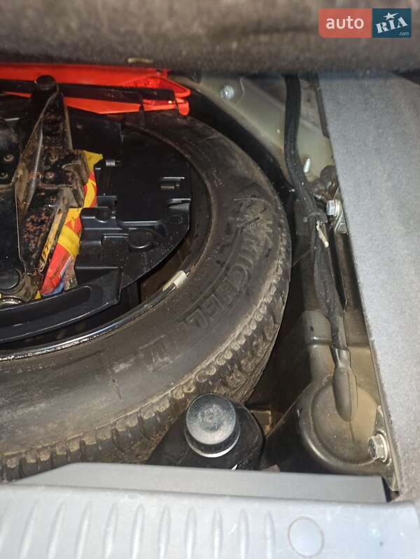 Мінівен Renault Scenic 2005 в Хмельницькому