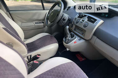 Минивэн Renault Scenic 2006 в Виннице