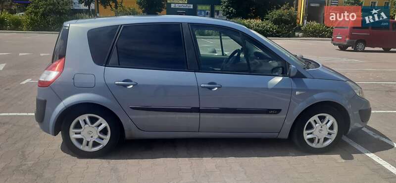 Минивэн Renault Scenic 2006 в Житомире