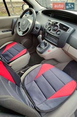 Минивэн Renault Scenic 2005 в 