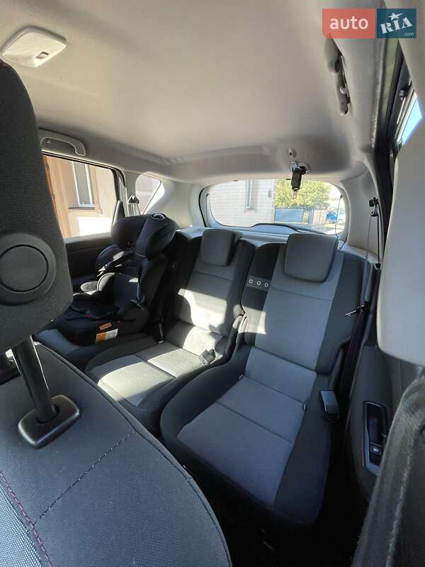 Минивэн Renault Scenic 2013 в Копычинце