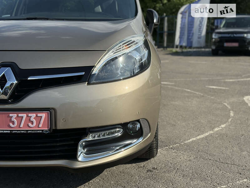 Минивэн Renault Scenic 2013 в Дубно