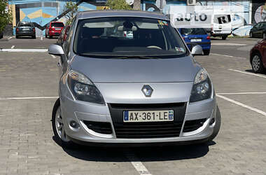 Мінівен Renault Scenic 2010 в Луцьку