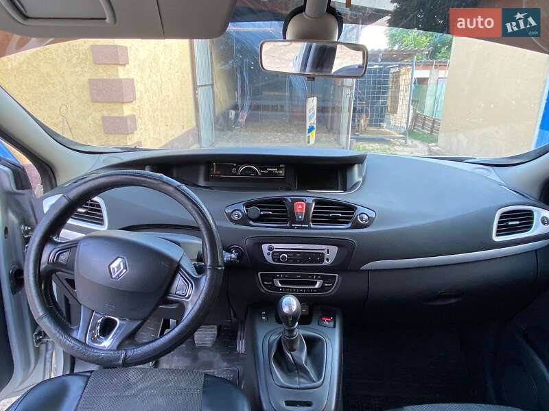 Мінівен Renault Scenic 2013 в Вінниці