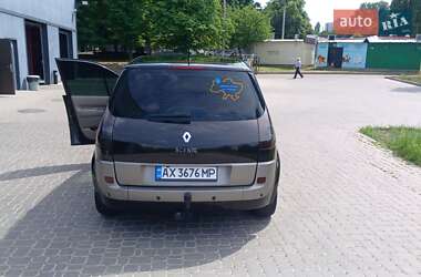 Минивэн Renault Scenic 2006 в 