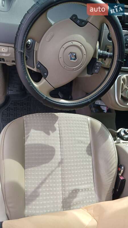 Минивэн Renault Scenic 2006 в 