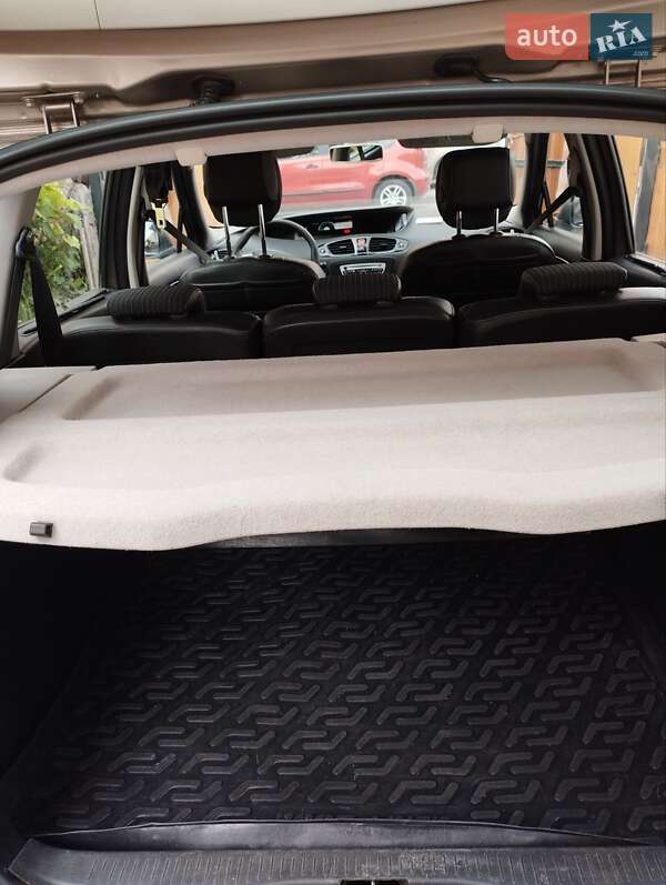 Мінівен Renault Scenic 2012 в Хмельницькому