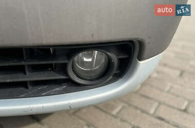 Минивэн Renault Scenic 2005 в 