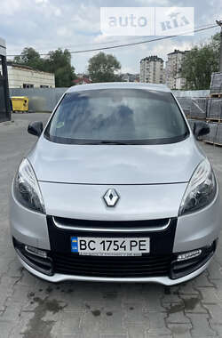 Хэтчбек Renault Scenic 2012 в Львове