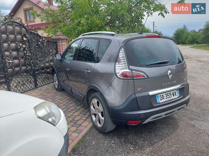 Минивэн Renault Scenic 2013 в Дубно
