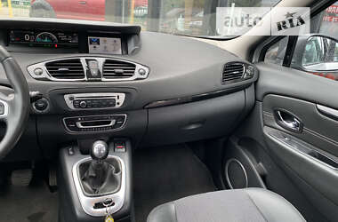 Минивэн Renault Scenic 2012 в Харькове