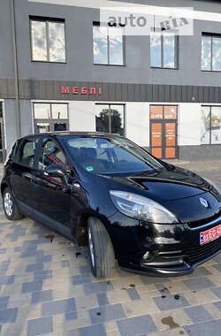 Мінівен Renault Scenic 2012 в Нововолинську