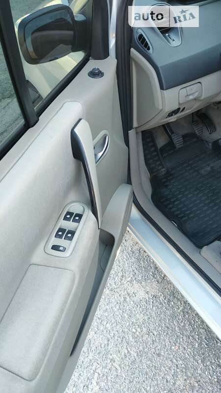 Минивэн Renault Scenic 2003 в Киеве