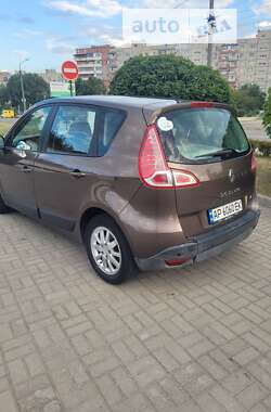 Мінівен Renault Scenic 2010 в Запоріжжі