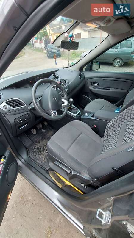 Мінівен Renault Scenic 2011 в Могилів-Подільському