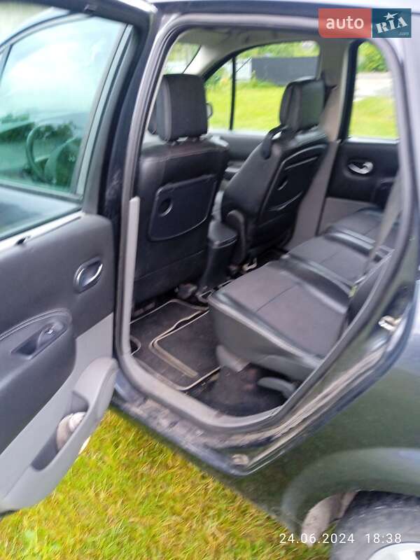 Минивэн Renault Scenic 2006 в Самарах