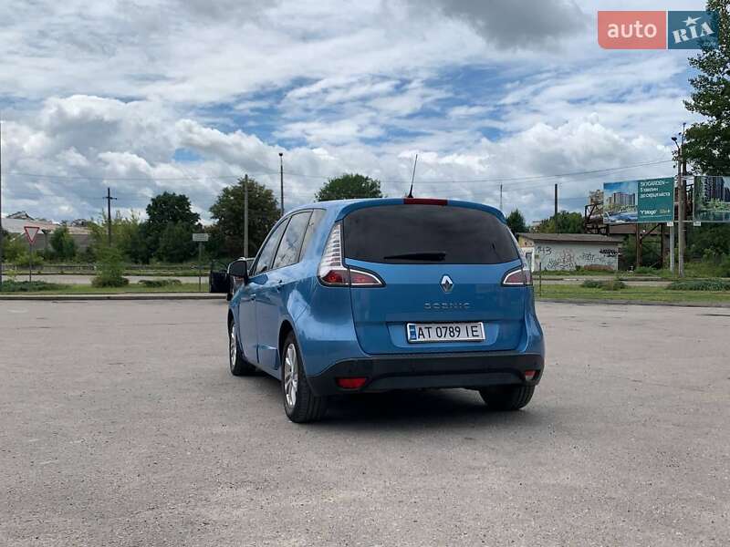 Минивэн Renault Scenic 2012 в Ивано-Франковске