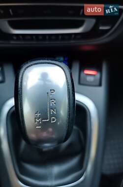 Минивэн Renault Scenic 2013 в 