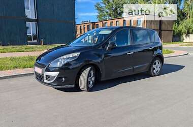 Мінівен Renault Scenic 2011 в Чернігові