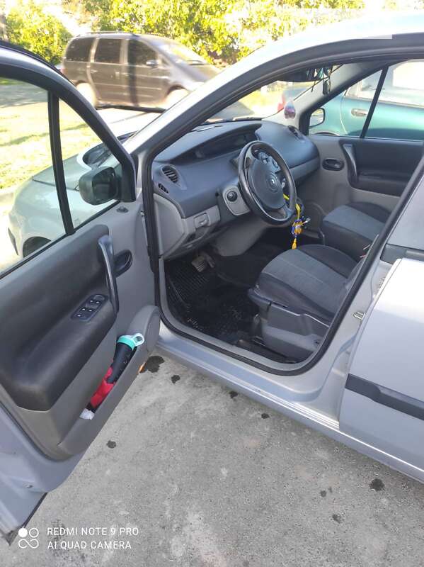 Мінівен Renault Scenic 2005 в Києві