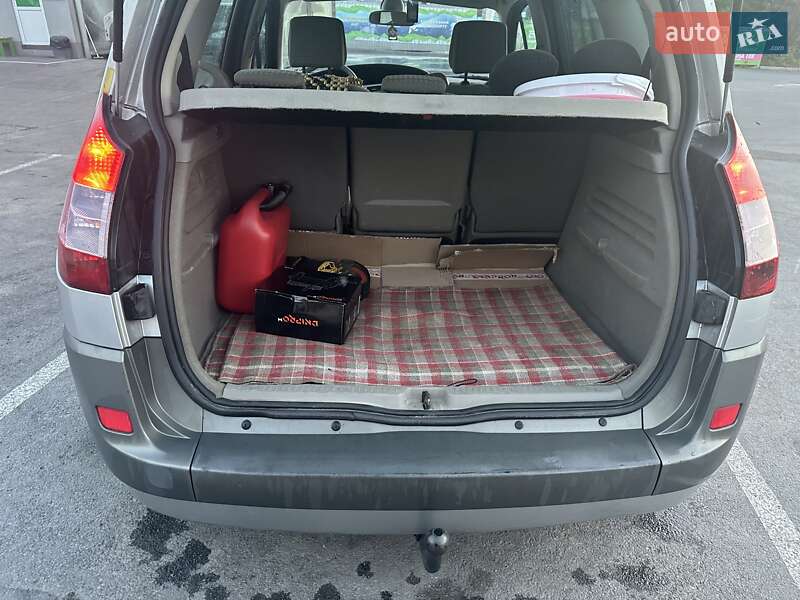 Мінівен Renault Scenic 2004 в Вінниці