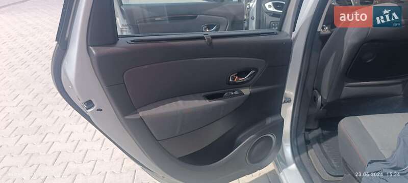 Минивэн Renault Scenic 2013 в Тернополе
