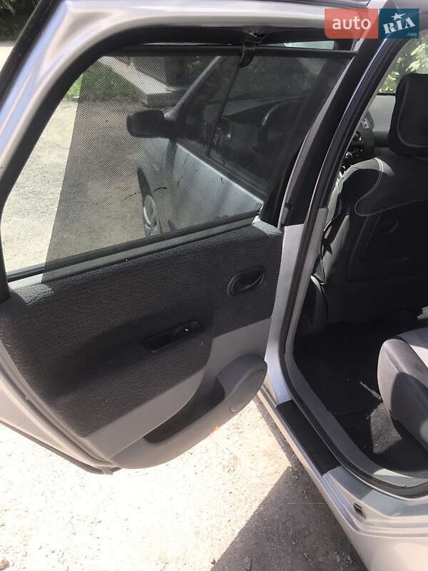 Минивэн Renault Scenic 2005 в Тернополе